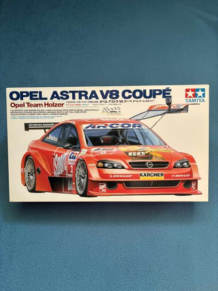 Tamiya Opel Astra V8 30.000,-Ft