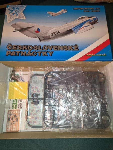 Eduard MiG-15 dual combo limited ( 2 makett, fotomaratás, gyanta, maszk) 11000Ft
