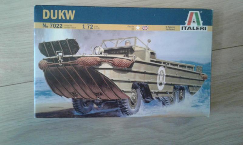Dukw

1/72 új 3.500,-