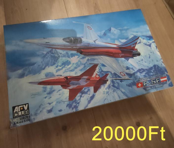 Bontattlan új makett!