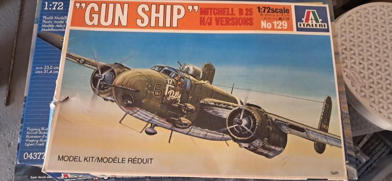 Italeri B-25