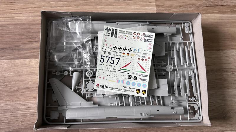Eurofighter doboz belül
