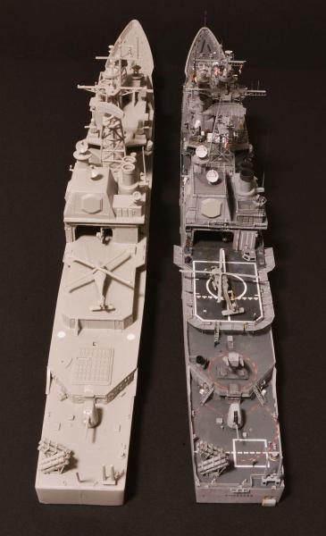 Egymás mellett a dobozos és a házilagos építés