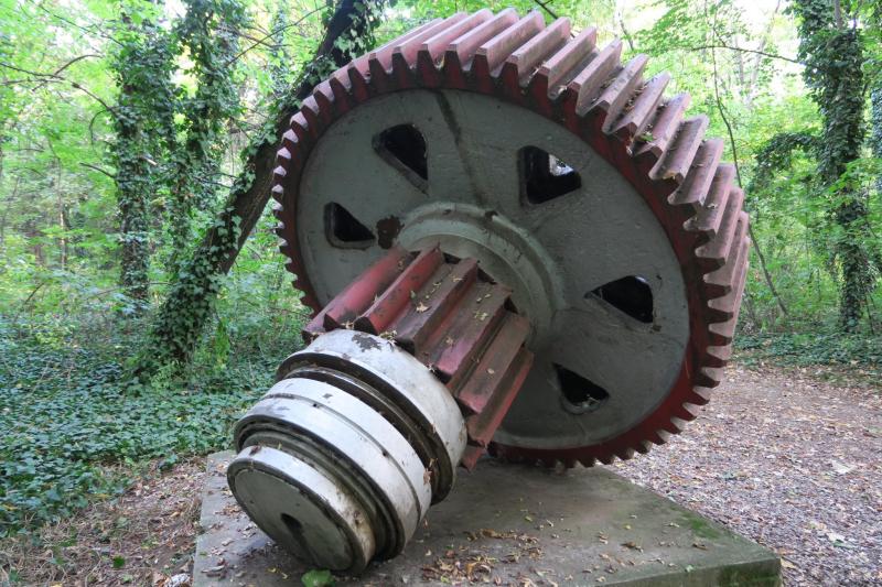 Nem hiányzik valakinek a Technic Lego készletéből?