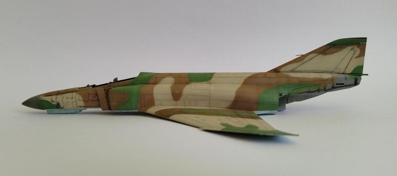 Sekélyebbek a panelvonalak a géptest oldalain