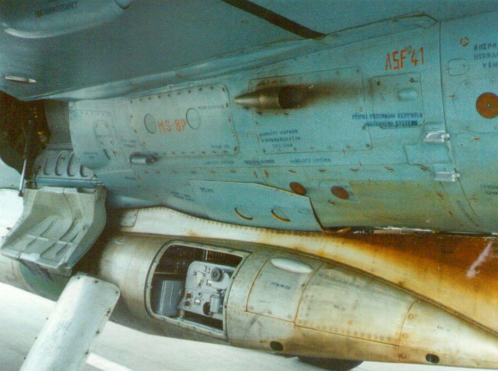 R típusú felderítőkonténer hátsó AFA kamerája