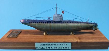 Őfelsége tengeralattjárója, az SM U-10
(hergert)