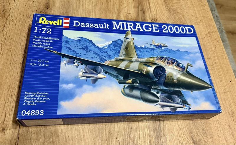 Revell Mirage 2000d 1_72