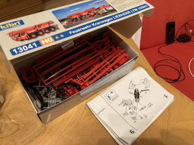 Liebherr LTM 1050-4 (Kibri)01.jpeg