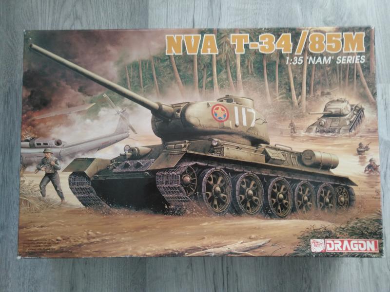 Dragon 3318 NVA T34-85M  -1.