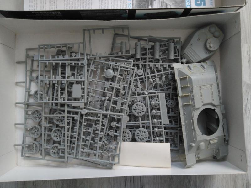 Dragon 3318 NVA T34-85M  -2.