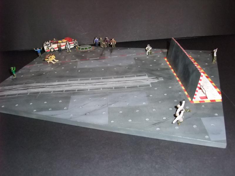 1/72 Modern repülőgép hordozó dioráma katapult (Verlinden) 37x27 cm ; 22000.-