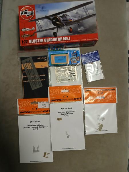 Airfix Gladiator kiegészítőkkel (4500)