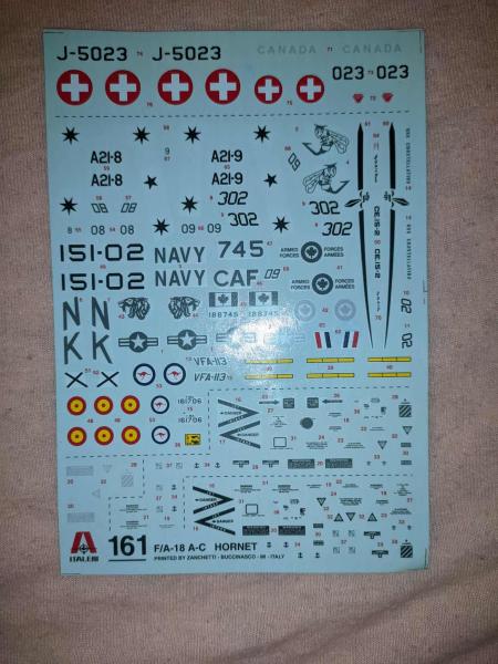 Italeri F/A-18 600 Ft