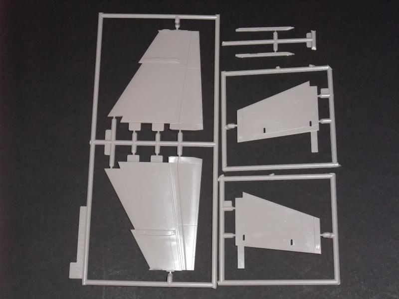 1/72 F/A-18E/F szárny ; 1500.-