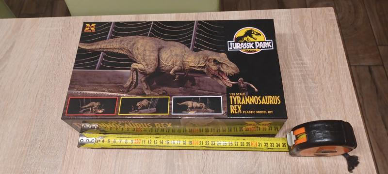 X-Plus T-Rex 1/35 eladó,bemtató jelleggel kész dioráma képekkel...de nem az az eladó szett!