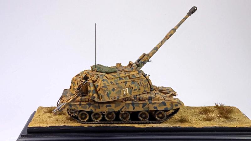 Egyszerű, de a járműhöz illeszkedő alap