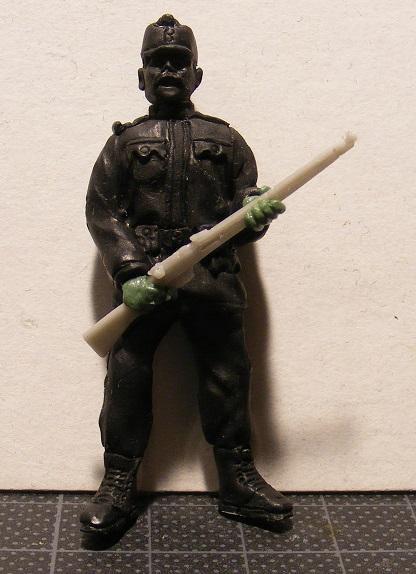 Saját faragású honvédgyalogos