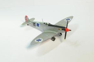 Spitfire az "Ígéret földjének" védelmében
(magyaralba)