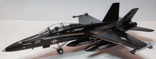 A rettenetes Lódarázs, avagy "Nővérke, kérem a szikét!" III.
Hinel Tamás (warbirds)