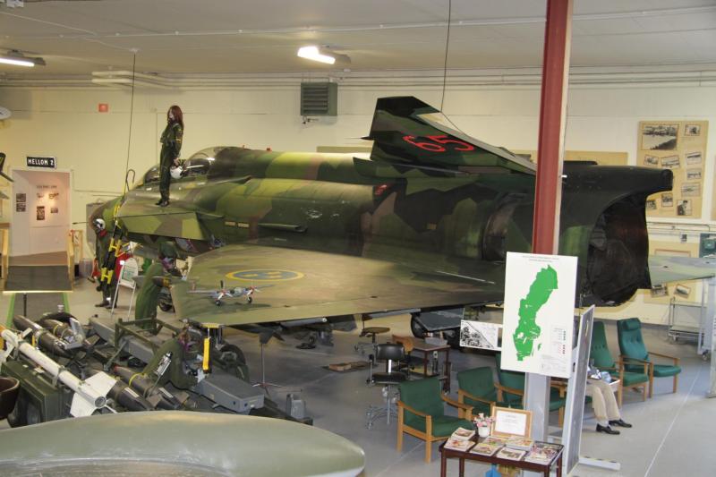 Gyakorló Viggen, lehajtott svanccal