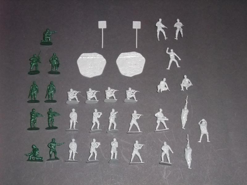 172 Revell GSG 9 Rendőrségi Taktikai egységek és katonák  ; 1800.-