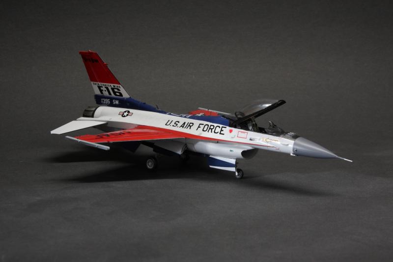 F-16C Viper Demo Team 2024