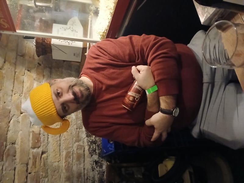 Balázs nagyon vigyázott a sörére