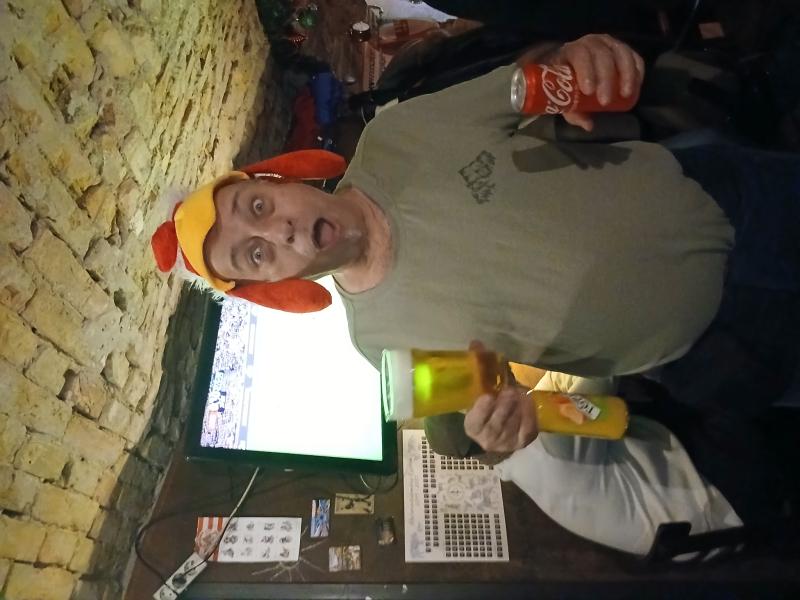 A saját szemétdombján kapirgál