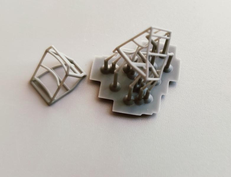 fékezőbak_csehszlovák 3D 1 pár csak_1-48_1000Ft