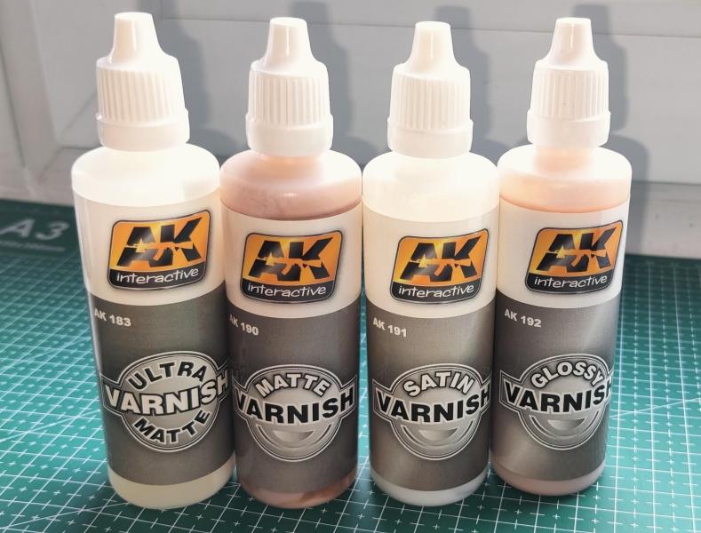 Festék-lakk-AK_Varnish_60ml_1990Ft darabja