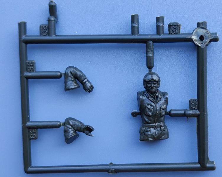 Figura_(amerikai 2.vh-4)_1-35_500Ft