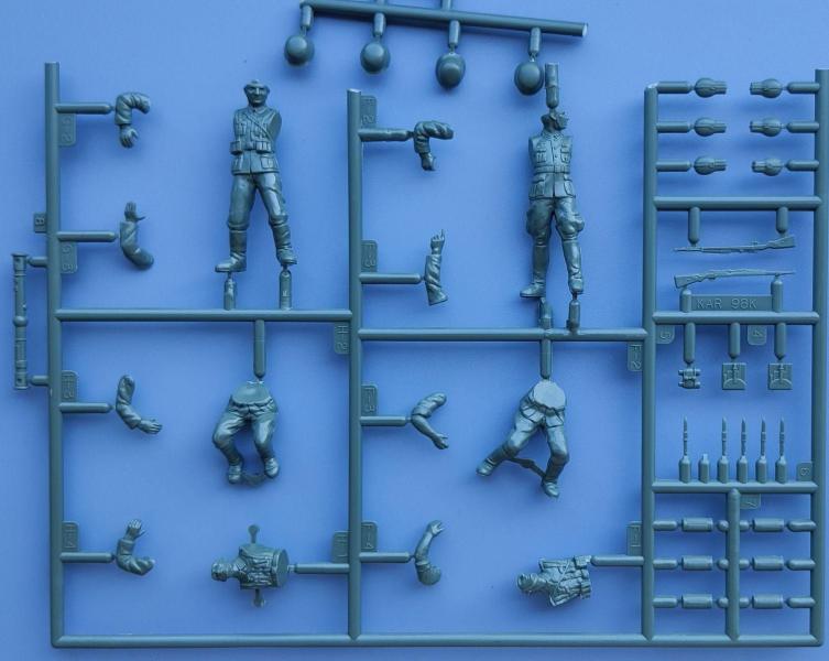 Figura_(német 2.vh-4)_1-35_1500Ft