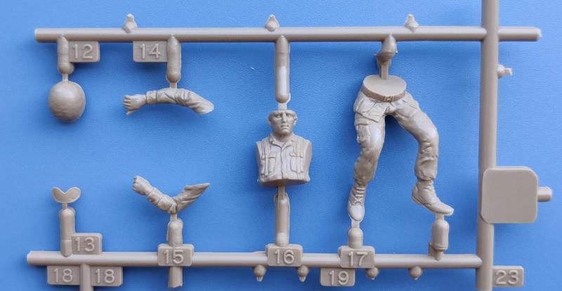 Figura_(német 2.vh-5)_1-35_500Ft