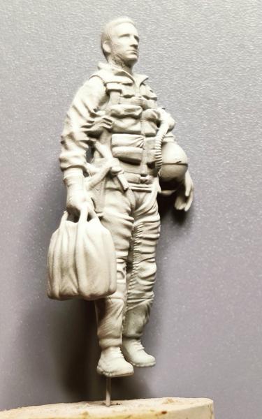 Figura_3D_pilóta_1-72_1-48_1-35_1-32_1000Ft-tól