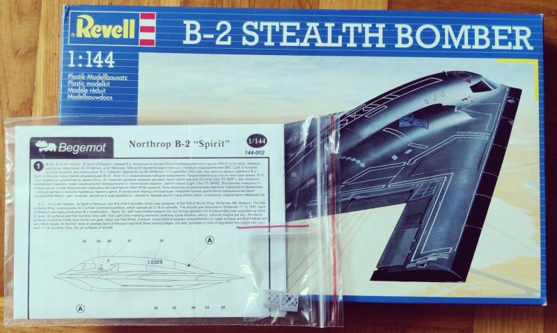 #ÚJ_B-2_+Begemot matrica+ajándék 3D ülések_Revell_1-144_9900Ft