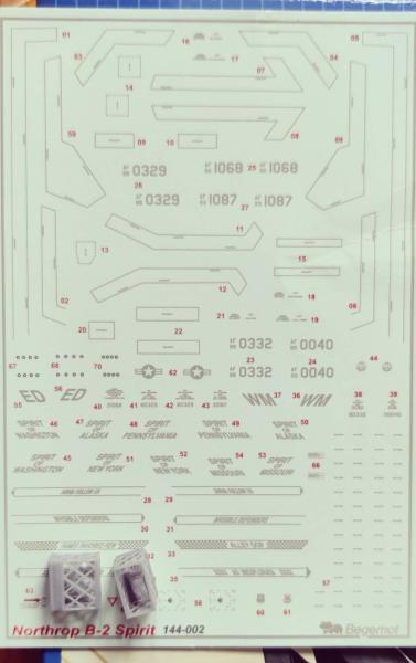 #ÚJ_B-2_+Begemot matrica+ajándék 3D ülések_Revell_1-144_9900Ft-2