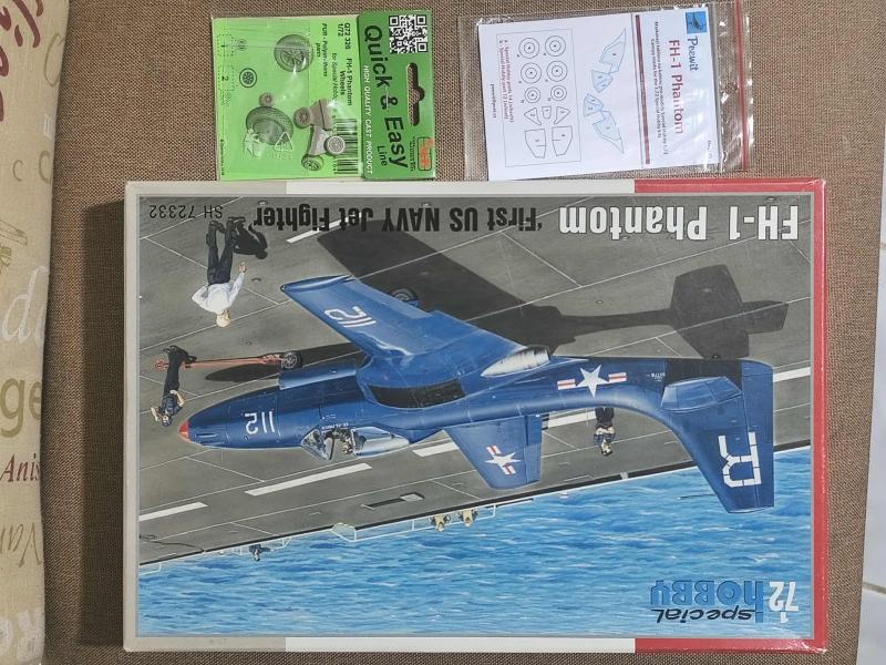 7000 FH-1 kiegészítőkkel