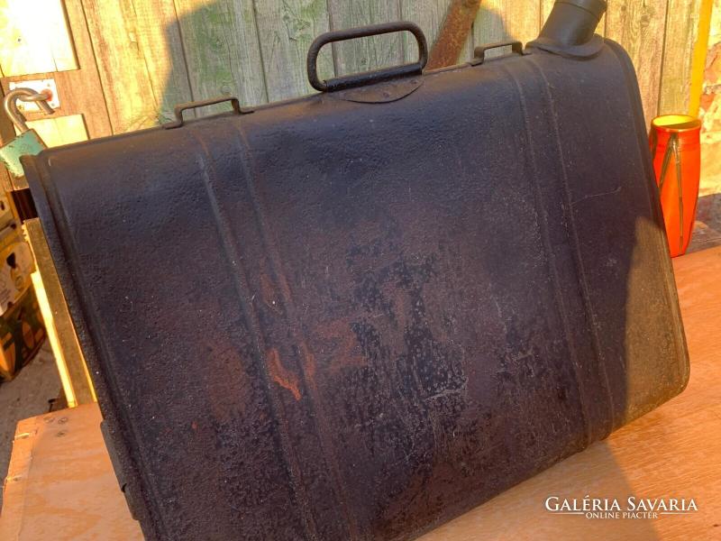 HONV - benzin - TŰZVESZÉLYES = galeriasavaria