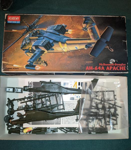 Academy AH-64A 2800 Ft