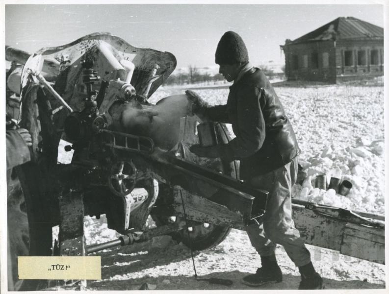 leFH 18 - 42-12-29 - Don = HM HIM FB