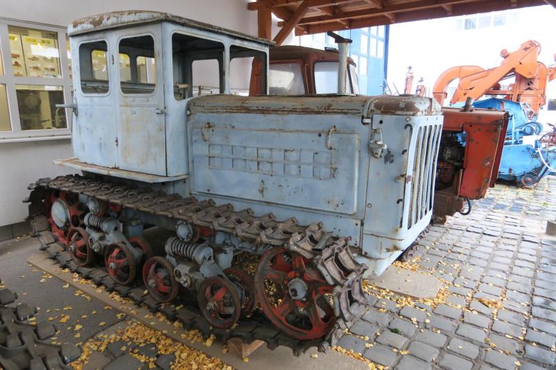 DT-413, a DT-54 Csepel-motoros magyar változata