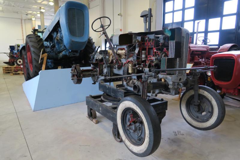 U-28 oktatási metszete