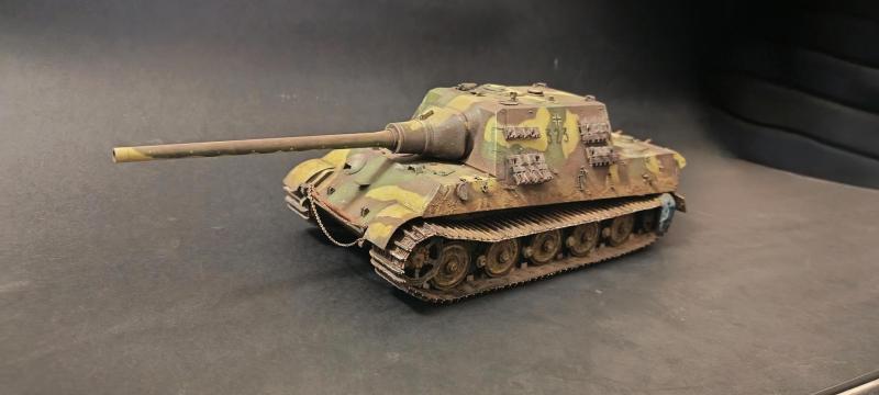Jagdtiger
1:35 Takom