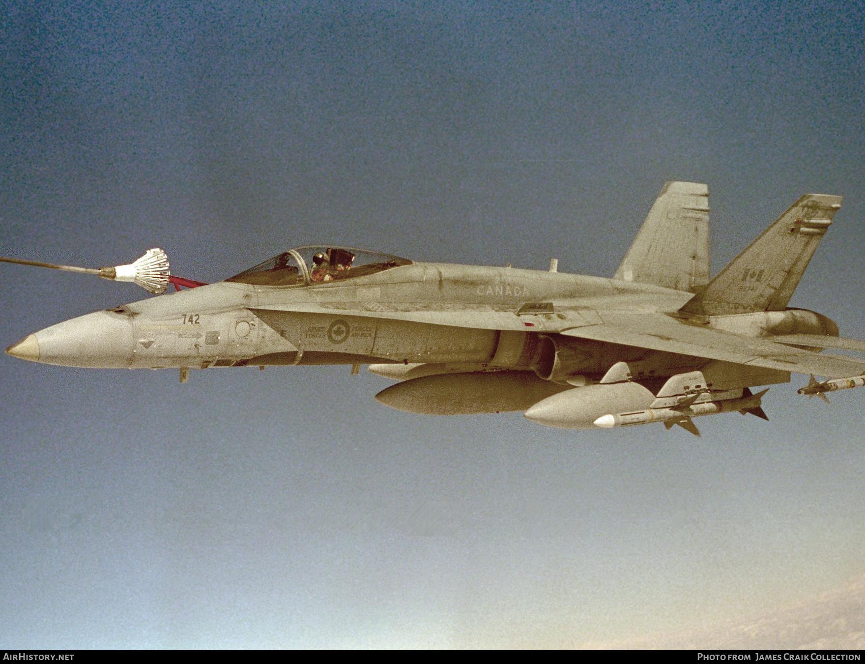 Légiutántöltés őrjárat közben