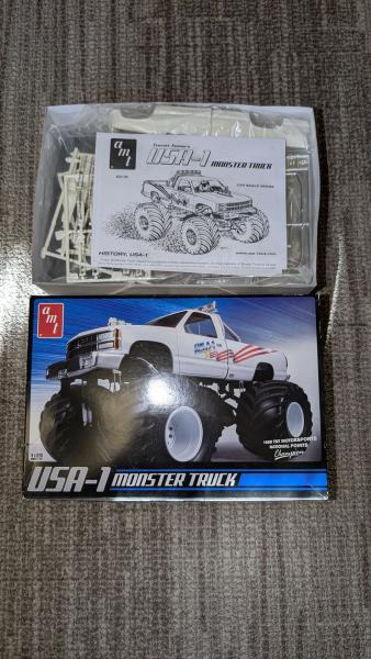 AMT USA-1 Monster Truck - 9000Ft
