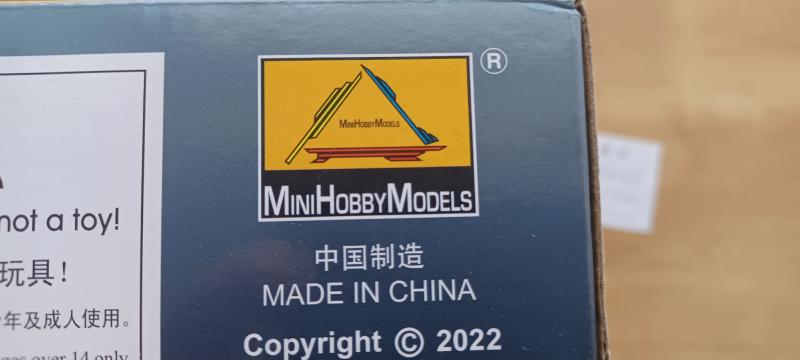 Mini Hobby M-60 Blazer