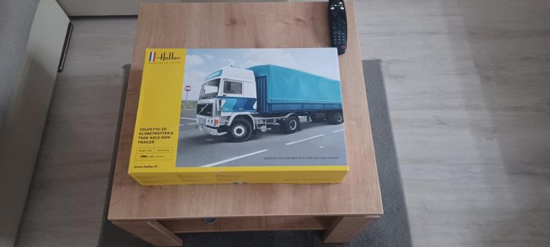 1.32 Heller 81703 Volvo F12-20 új állapoban eladó,esetleg csere