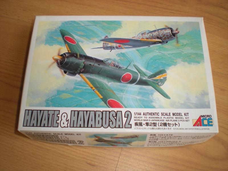 1/144! Hiánytalan! + még egy ilyen készlet + Finemolds A6M Zero+ Extra matrica + egy elekrtomos motor! Összesen 5 db. makett! 12.000-