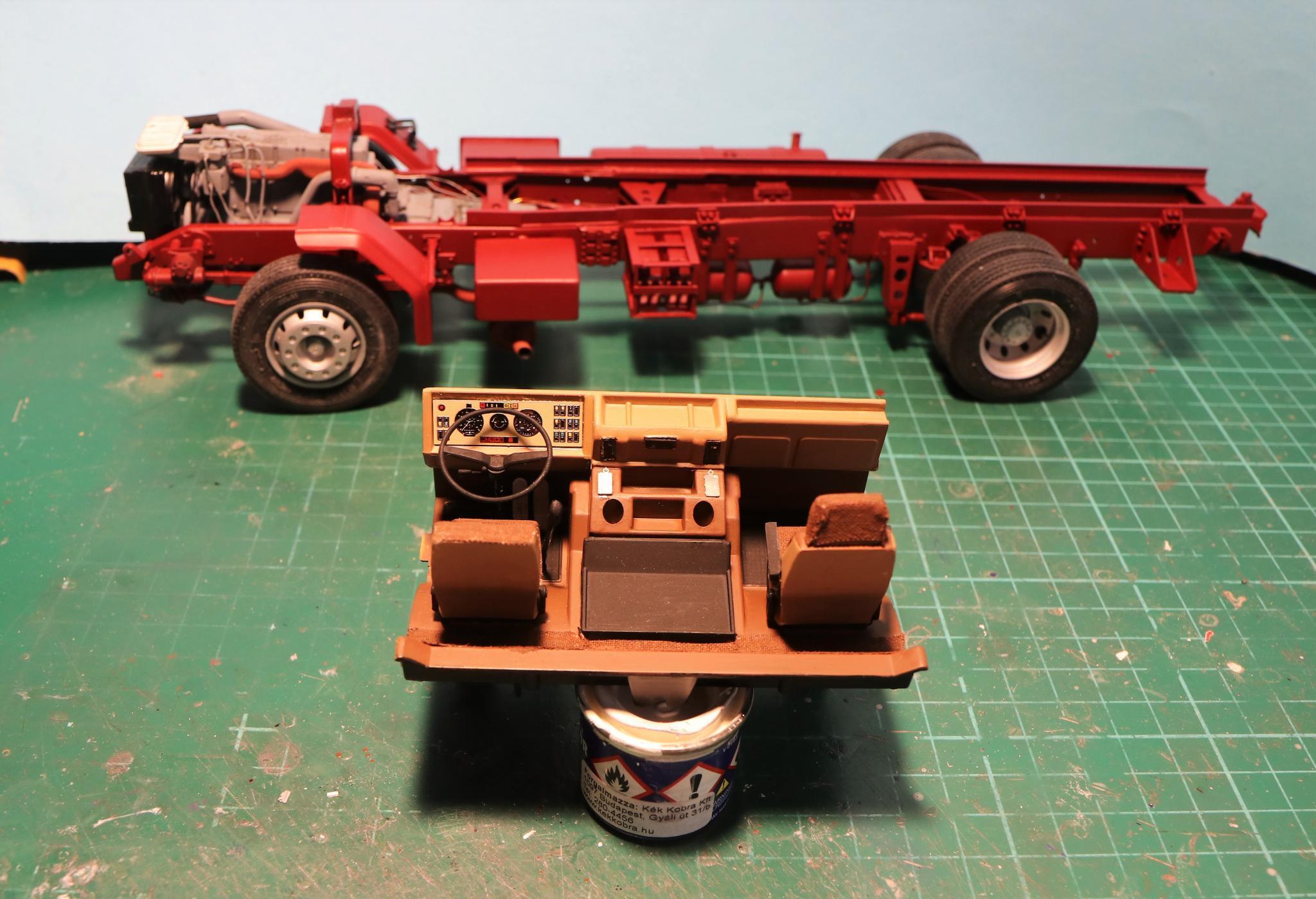 Feljavított, átépített belső